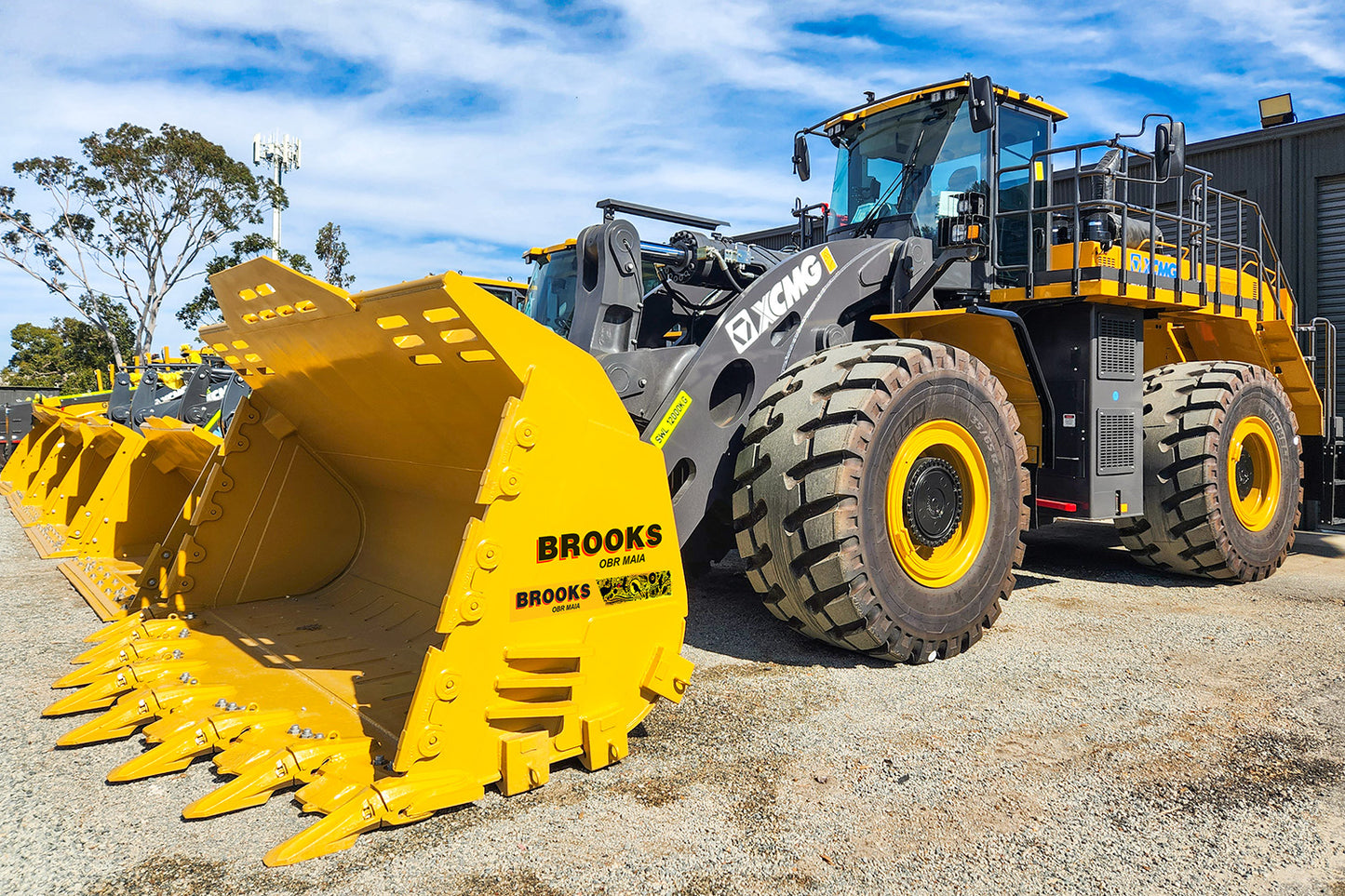 50t Loaders For Hire