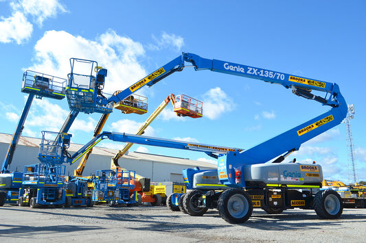 135ft Articulated Boom Lift For Hire