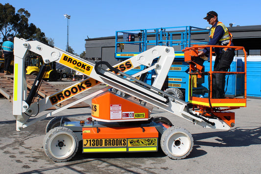 38ft Articulated Boom Lift For Hire