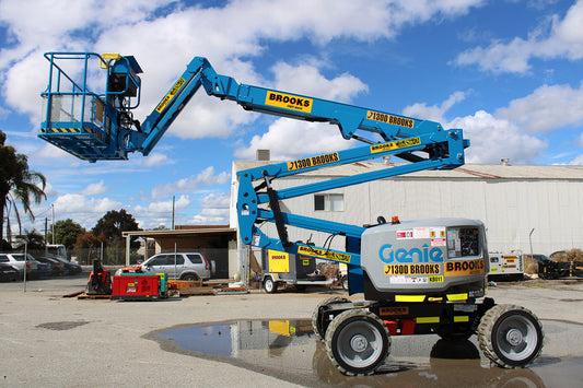 45ft Articulated Boom Lift For Hire